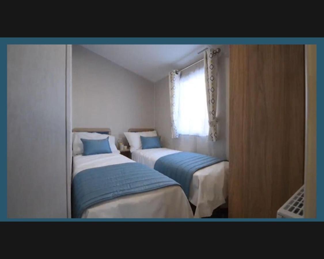 Exotic 3-Bed Caravan At Newquay Holiday Park Villa Buitenkant foto