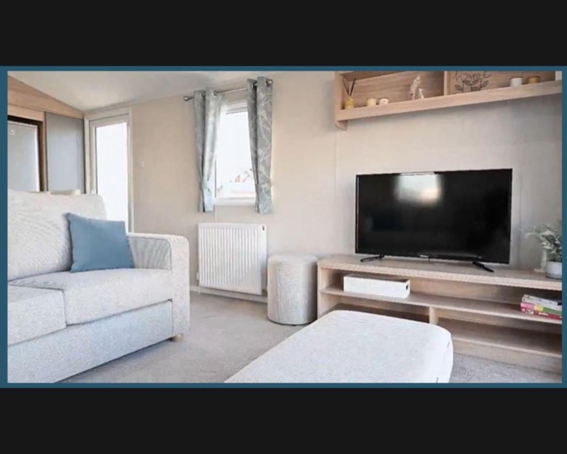 Exotic 3-Bed Caravan At Newquay Holiday Park Villa Buitenkant foto