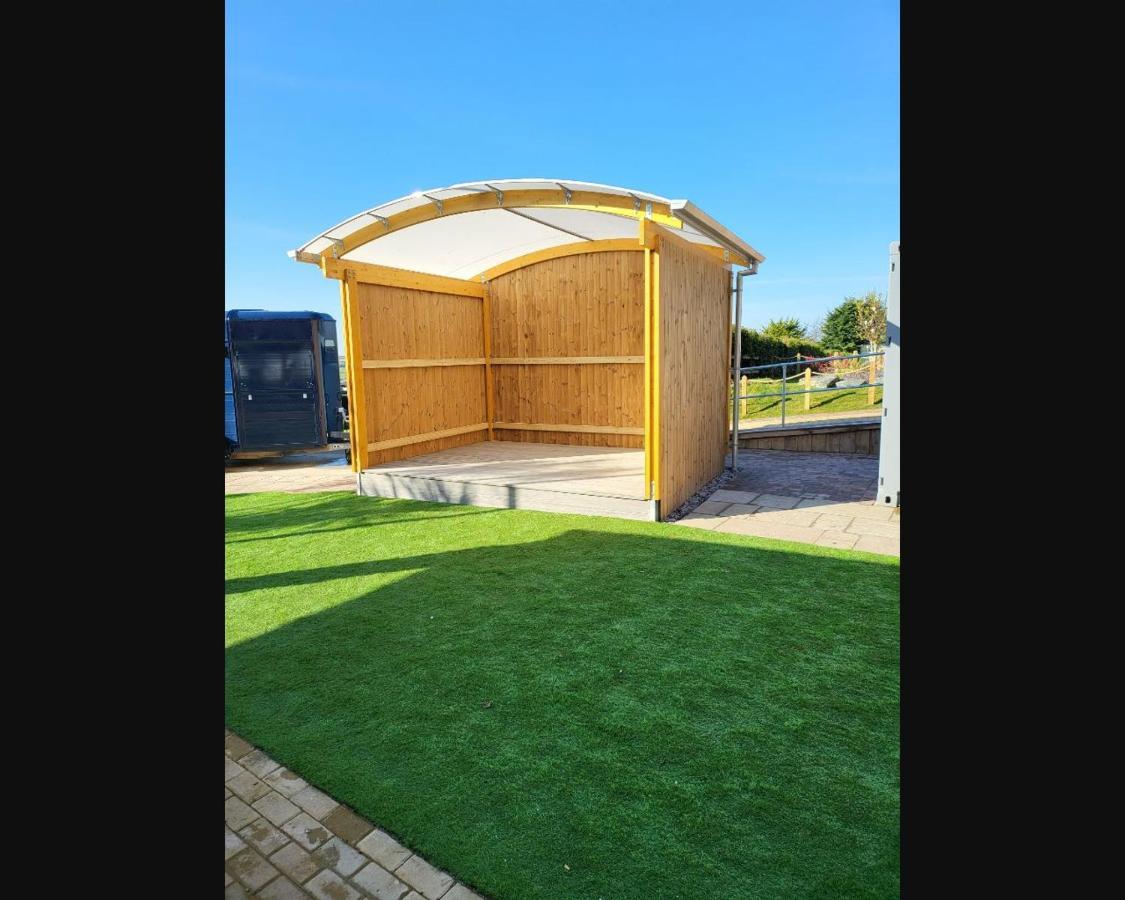 Exotic 3-Bed Caravan At Newquay Holiday Park Villa Buitenkant foto